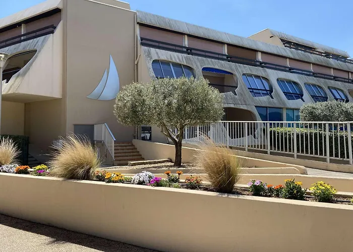 2 Pieces Avec Piscine Et Parking A Port Camargue - Fr-1-250-113 Apartament *