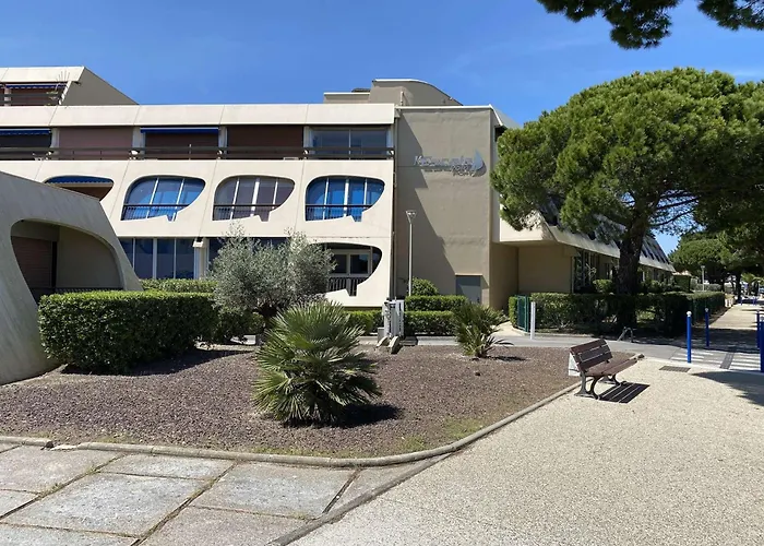 2 Pieces Avec Piscine Et Parking A Port Camargue - Fr-1-250-113 Apartament